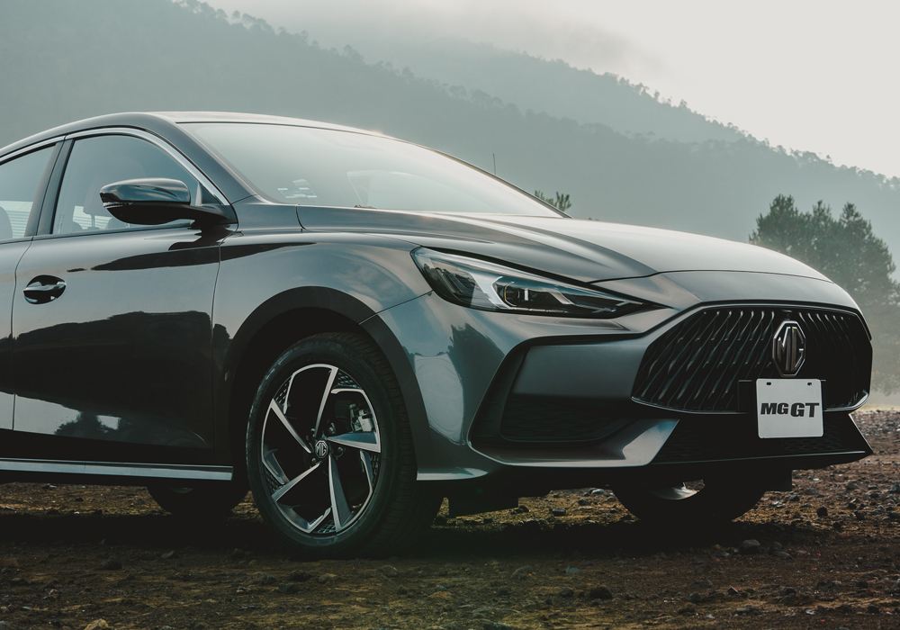 Card image mg_lifestyle-7.jpg gt