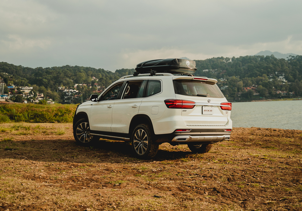 Card image mg_lifestyle-309.jpg rx8