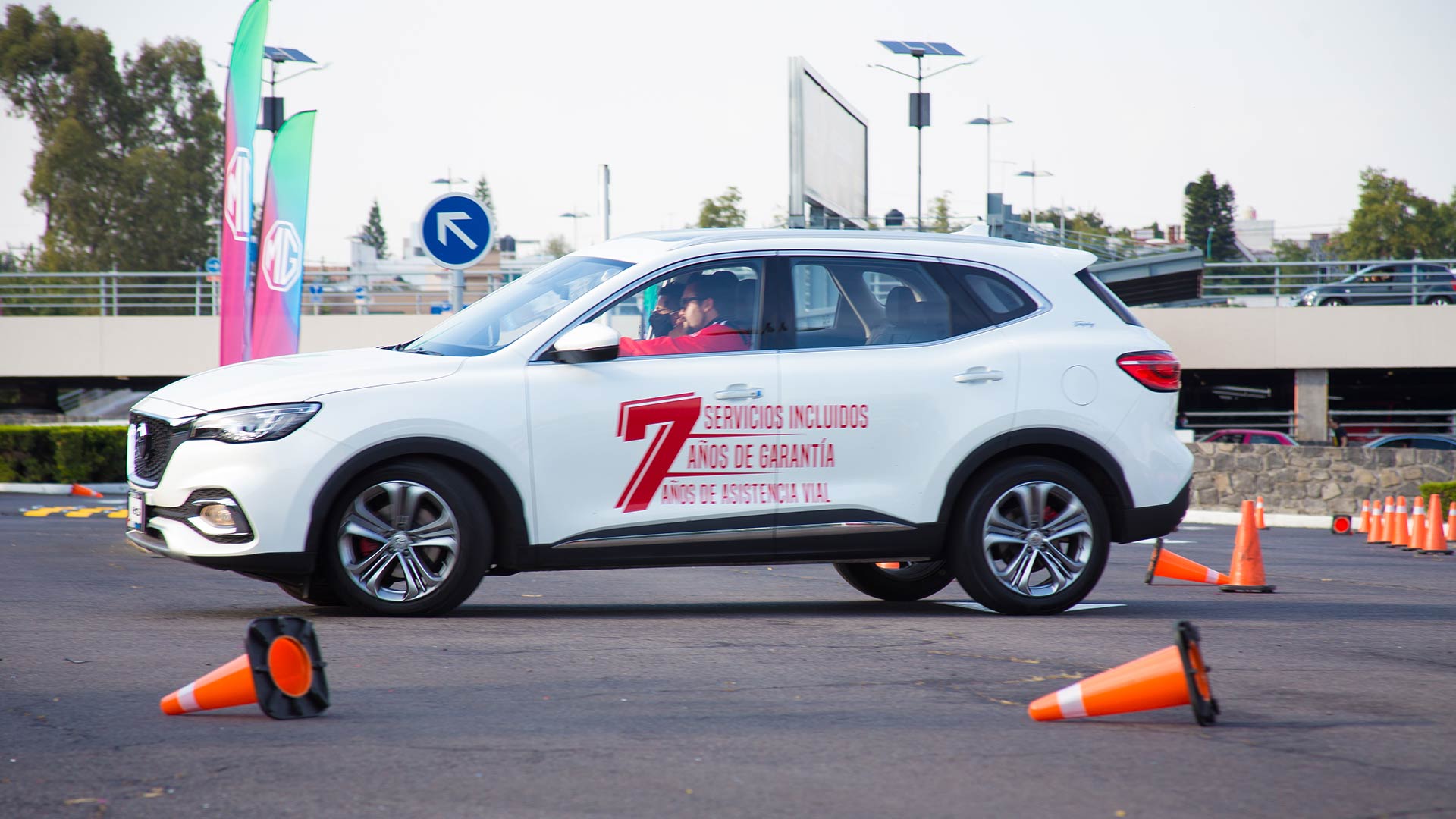 MG road show galería 13
